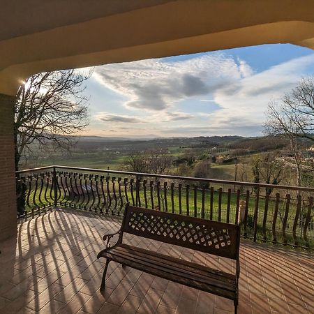 Villa Pacchini Poggio Mirteto الغرفة الصورة